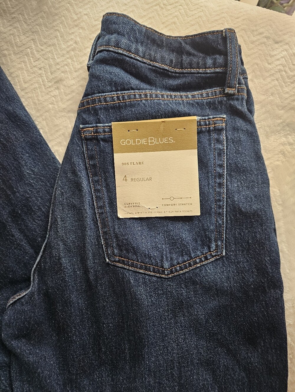 Goldie Blues Curvy Women's Dark Blue 90s Flare Jeans NWT size 4 High Rise Waist